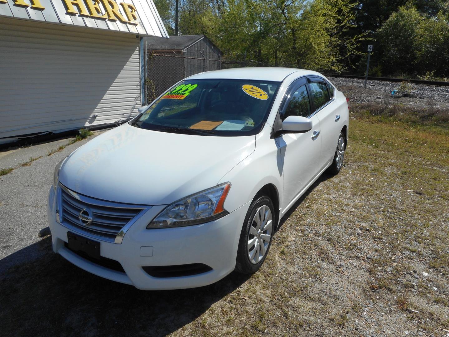 2015 White Nissan Sentra S 6MT (3N1AB7APXFY) with an 1.8L L4 SFI DOHC 16V engine, 6-Speed Automatic transmission, located at 2553 Airline Blvd, Portsmouth, VA, 23701, (757) 488-8331, 36.813889, -76.357597 - ***VEHICLE TERMS*** Down Payment: $999 Weekly Payment: $85 APR: 23.9% Repayment Terms: 42 Months *** CALL ELIZABETH SMITH - DIRECTOR OF MARKETING @ 757-488-8331 TO SCHEDULE YOUR APPOINTMENT TODAY AND GET PRE-APPROVED RIGHT OVER THE PHONE*** - Photo#1